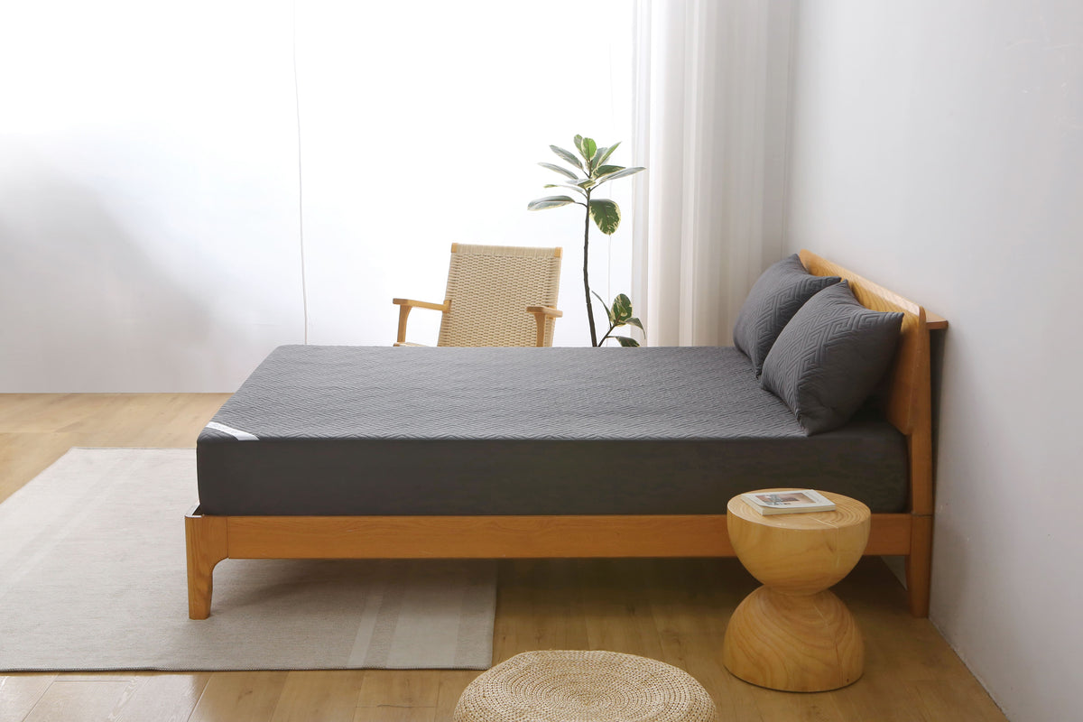 Bedlore® Essential Waterproof Mattress Protector