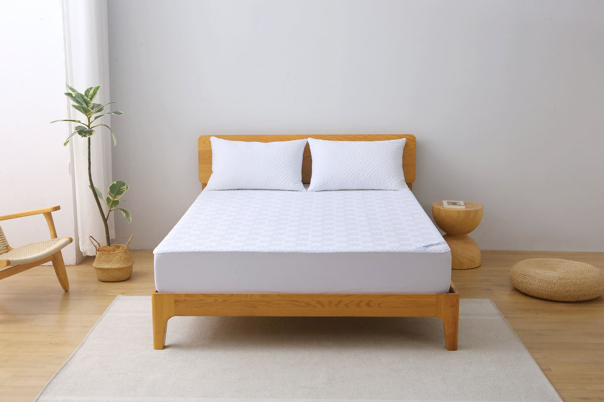 Bedlore® Essential Waterproof Mattress Protector
